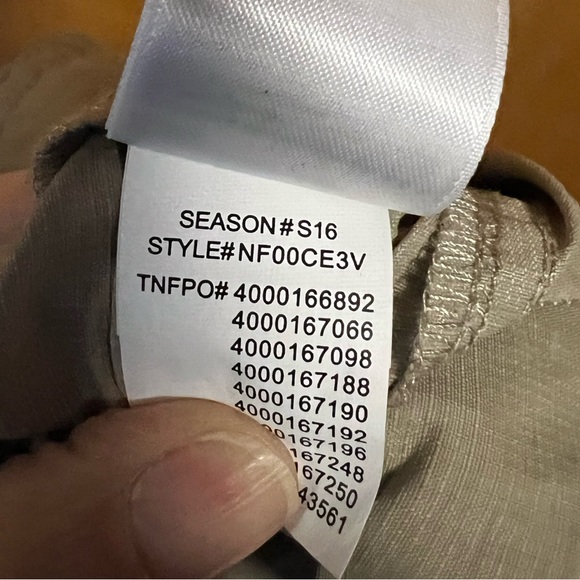 The North Face Women’s Quick Dry Hiking Pants Beige Size 10 - Picture 15 of 15